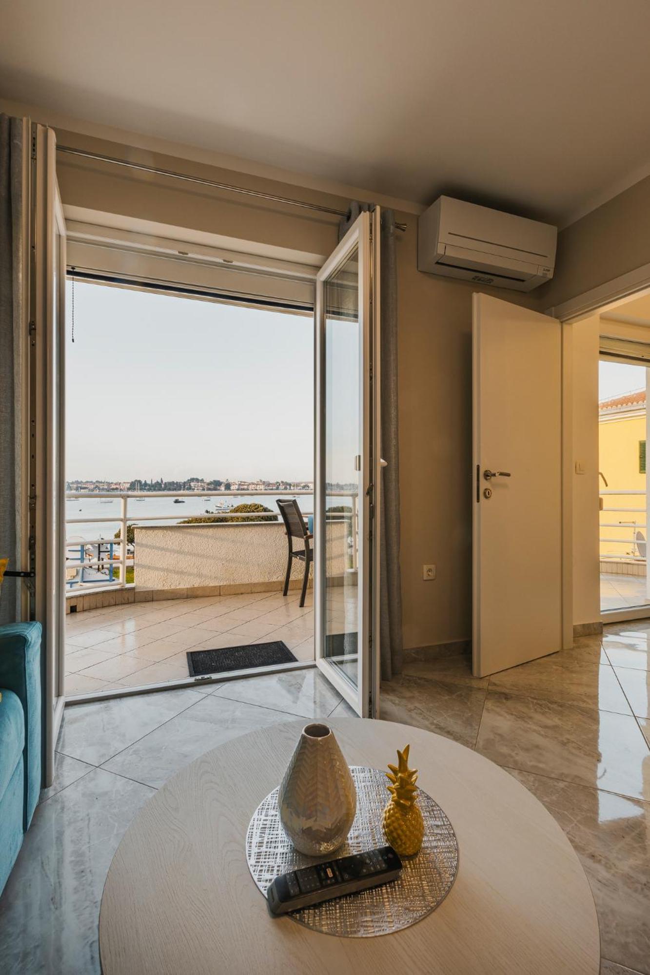 Ferienwohnung Bluemarine Umag Exterior foto